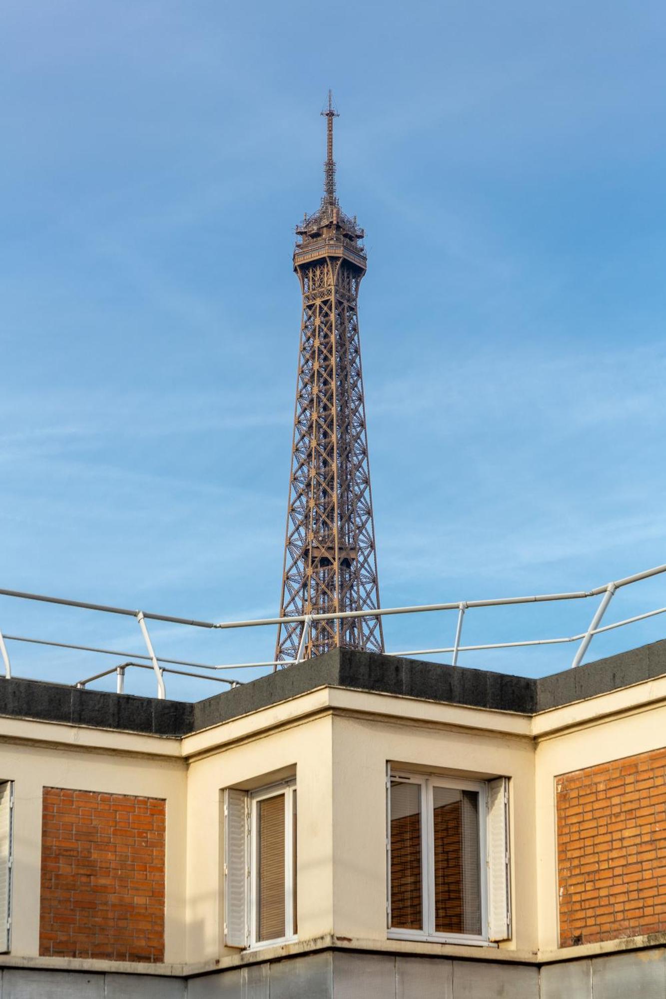 The Carla Suite Eiffel Tower View Paryż Zewnętrze zdjęcie